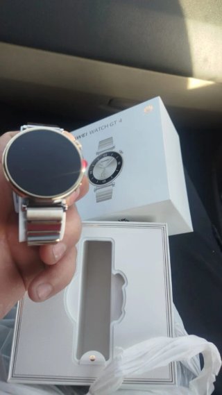 Reloj Huawei Watch GT 4 Dorado