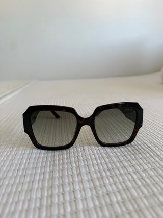 Gafas Guess sin casi uso.