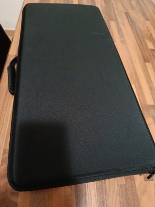 Numark Mixtrack Platinum FX Console DJ