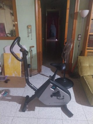 Bicicleta Estática DOMYOS Essential 2