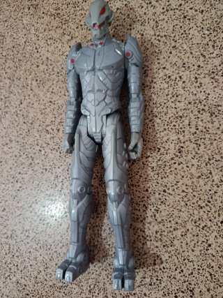 Figura Ultron Marvel