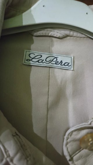 Chaqueta de piel beige