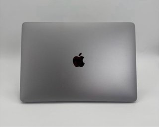 MacBook Pro 13” 2019 Plata