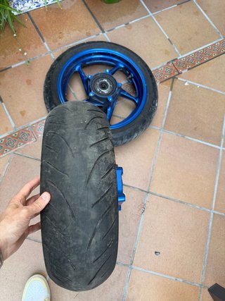 Llantas TMAX 530 15-16 ABS neumaticos 75%