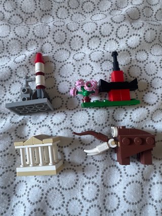 4 Mini Estructuras Lego