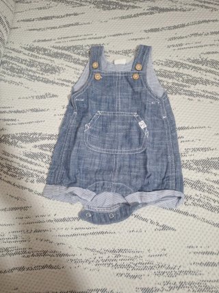 Conjunto 2 petos bebé 1 mes