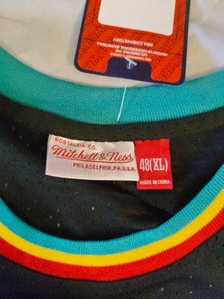 Camiseta Grant Hill Pistons 33 XL