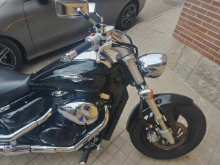 Suzuki Intruder M800 Negra