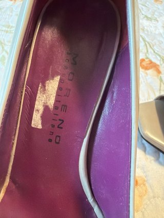 Zapatos de salón destalonados nude