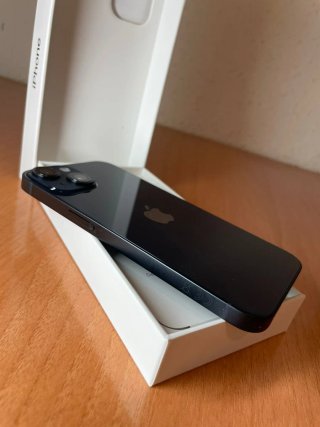 iPhone 14 97% salud batería