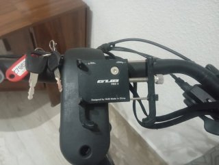 Bicicleta eléctrica Zoomo freno disco hidráulico