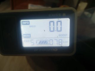 Bicicleta eléctrica Zoomo freno disco hidráulico