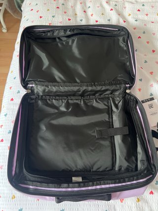 Mochila Eastpak 28L Morada Nueva Con Etiquetas