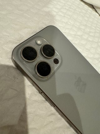 iPhone 15 Pro 512GB Plata - Batería 100%