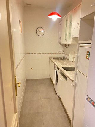 Piso en alquiler en Palos de Moguer en Madrid