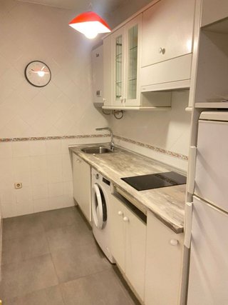 Piso en alquiler en Palos de Moguer en Madrid
