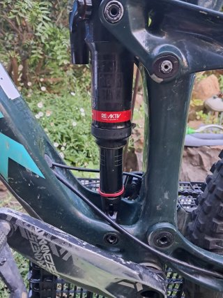 Trek slash 9.8 MTB carbono