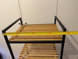 Estantería Metálica y Madera