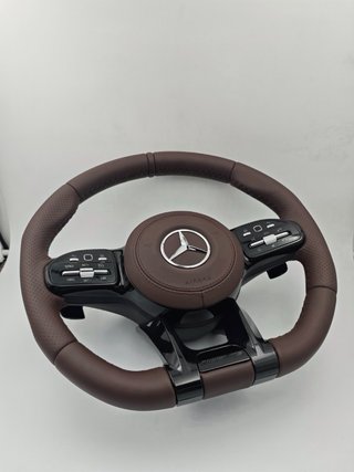 Volante Mercedes-AMG Marrón