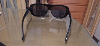 Gafas de sol retro negras y grises polarizada