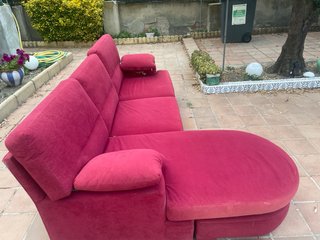 Sofá 3 plazas con chaiselongue rojo