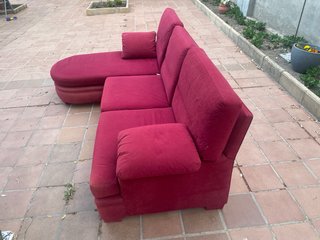 Sofá 3 plazas con chaiselongue rojo