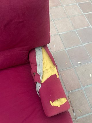 Sofá 3 plazas con chaiselongue rojo