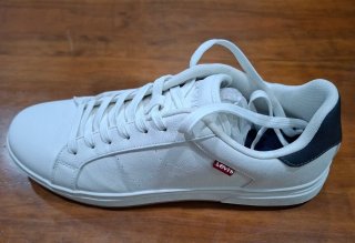 Zapatillas Levis Blancas T-43