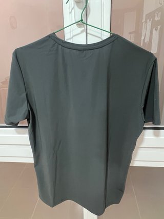 Camiseta Under Armour Verde Oliva Talla M