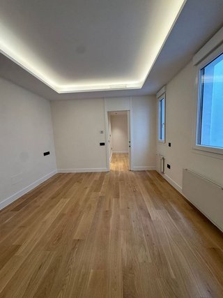 Piso en alquiler en Jerónimos en Madrid
