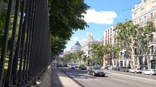 Piso en alquiler en Jerónimos en Madrid