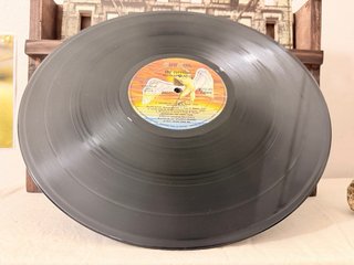 Led Zeppelin - Physical Graffiti 🇪🇸 1975