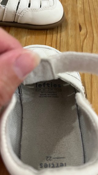 Sandalias respetuosas Lefties Talla 22
