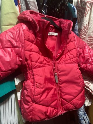 Cazadora acolchada rosa NMT