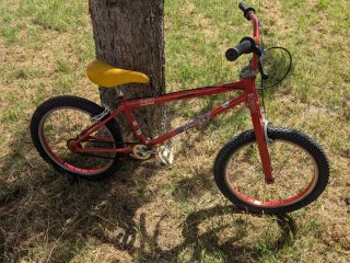 Bicicleta Monty T-217 Roja