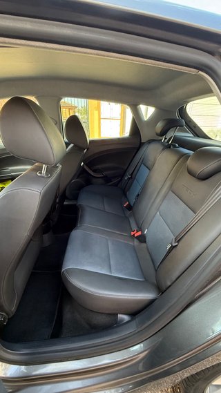SEAT Ibiza 1.6 90cv  i-tech