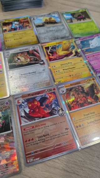 Pack 185 Cartas Pokémon TCG Inglés