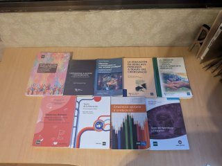 Libros primero de Pedagogía UNED