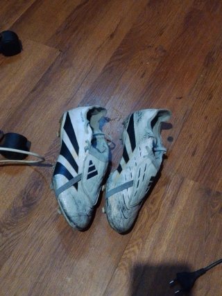 Botas de fútbol Adidas Talla 42