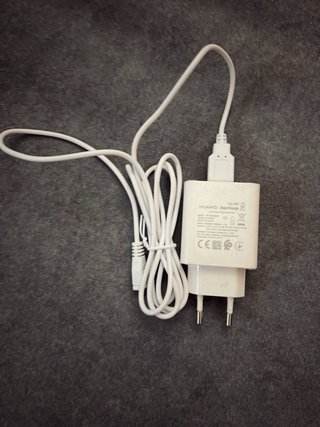 Huawei MediaPad T1 8 SIM/WiFi + Cargador