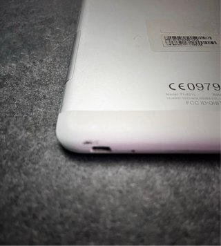 Huawei MediaPad T1 8 SIM/WiFi + Cargador