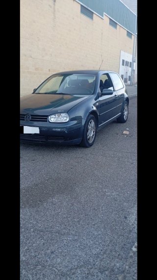 Volkswagen Golf 2004