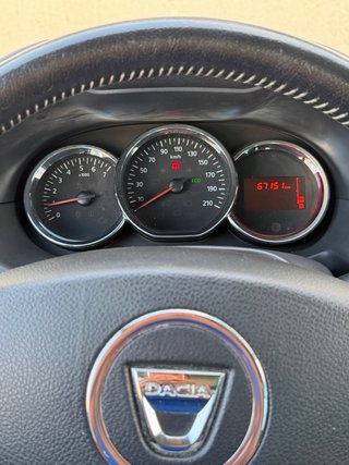 Dacia Duster 2015