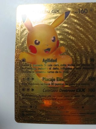 Carta Pokémon Pikachu GX Dorada