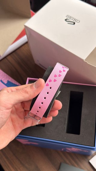 Seiko 5 Sport Pantera Rosa / Pink Phanter