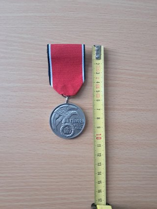 Medalla Águila Orden de la Sangre WWII