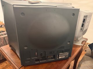 TV Telefunken 29” CRT Años 2000