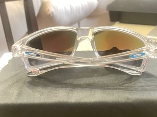 Gafas de sol Oakley transparentes