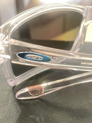 Gafas de sol Oakley transparentes
