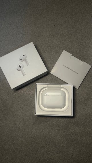 AirPods Pro 3 – NUOVI SIGILLATI – Garanzia Apple